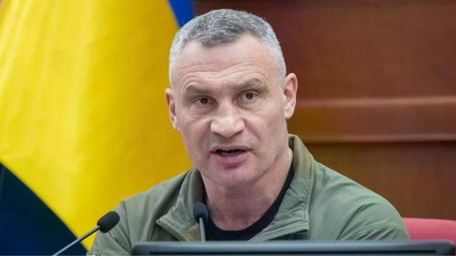 Thị trưởng Kiev Vitali Klitschko. (Ảnh: Telegram) Thị trưởng Kiev cảnh báo kịch bản xấu nếu hệ thống phòng không không thể đẩy lùi các cuộc tấn công - Ảnh 1.