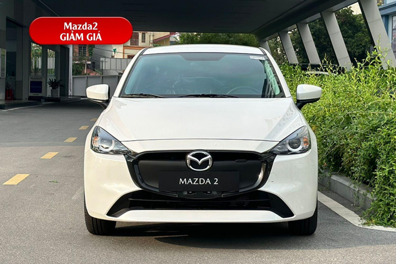 mazda2-giam-gia_1791534849.jpg