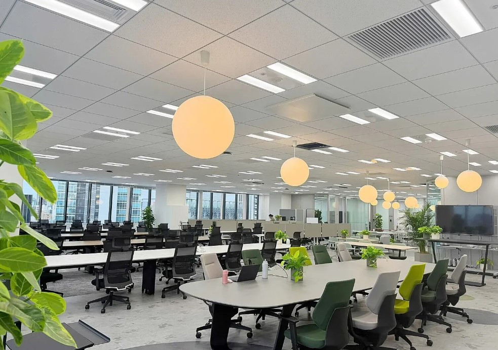 Không gian làm việc tại FPT Nagoya.