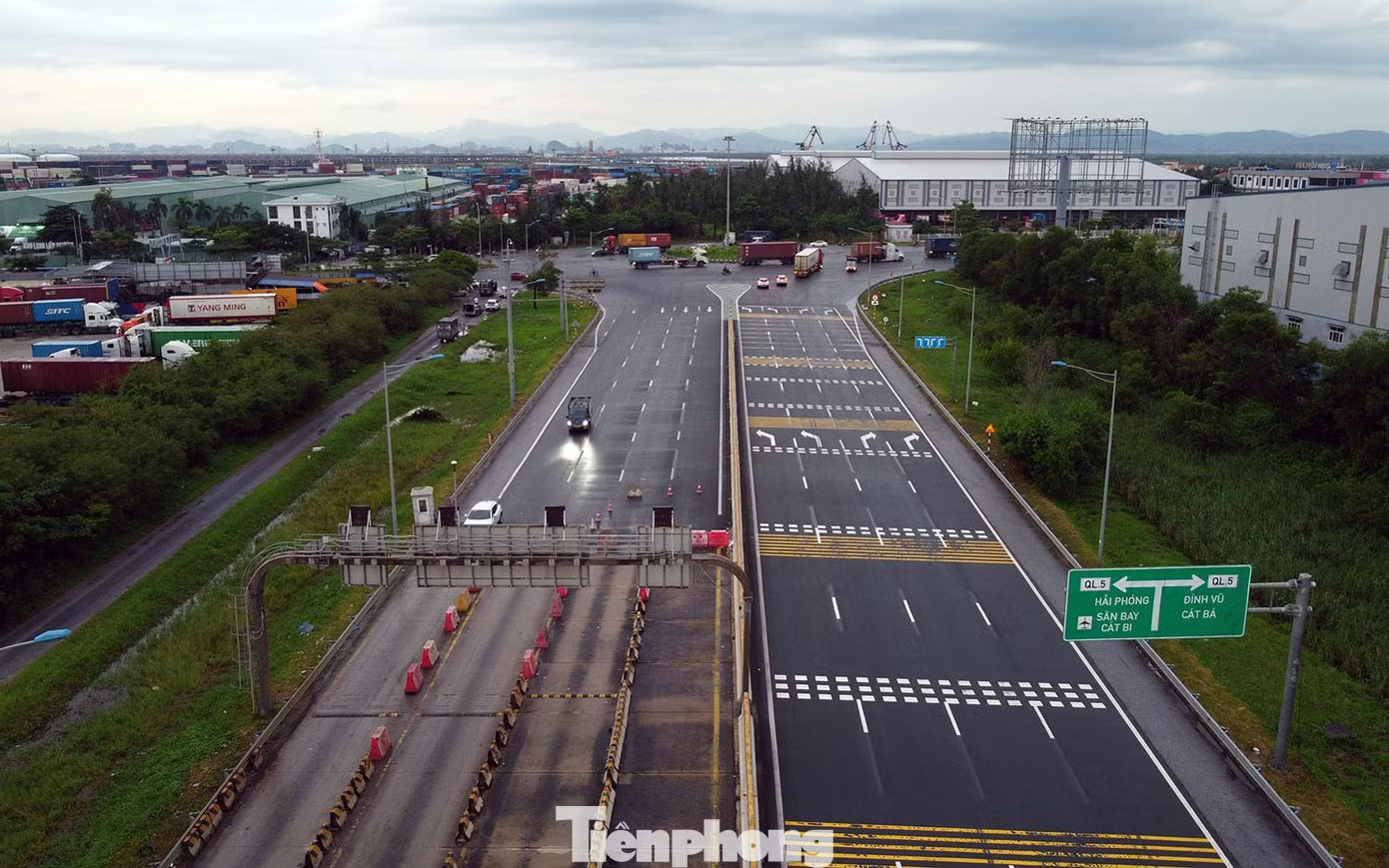 Đơn vị vận hành cao tốc Hà Nội - Hải Phòng nói gì về đề xuất giảm phí xe tải, container - Ảnh 2.
