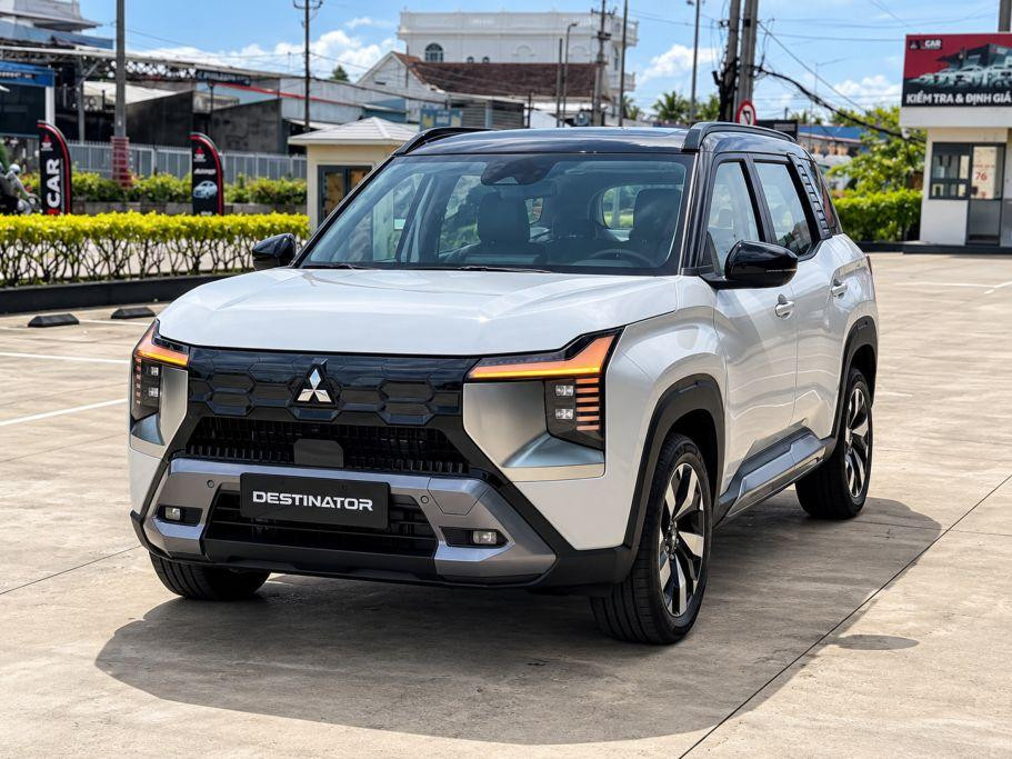 mitsubishi-destinator_1791683095.jpg