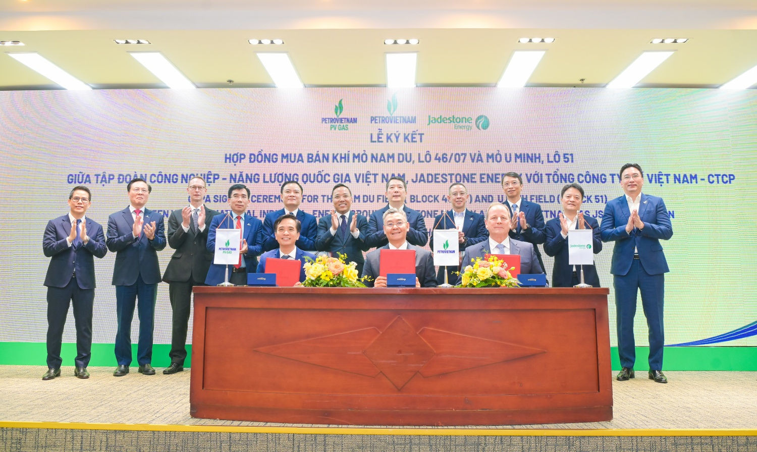 Lễ ký kết hợp đồng mua bán khí mỏ Nam Du – U Minh