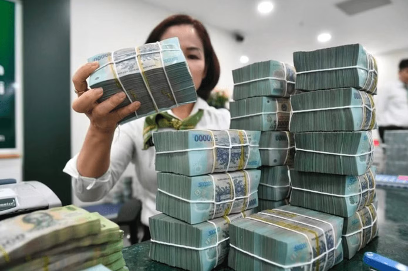 Nợ công hằng năm không quá 60% GDP. (Ảnh minh họa) Chính phủ: Nợ công hằng năm không quá 60% GDP - Ảnh 1.
