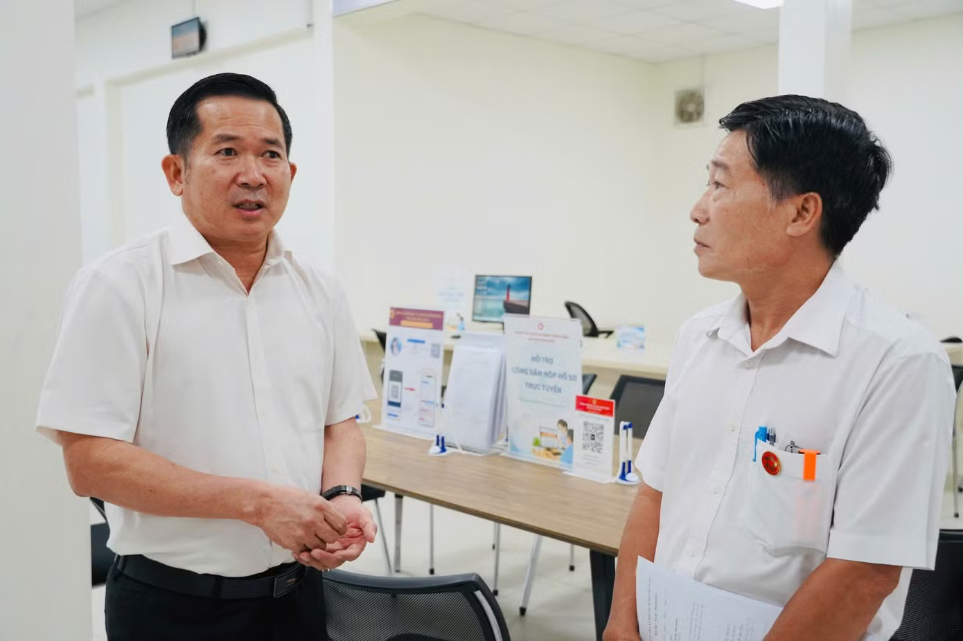 Sau chỉ đạo của ông Đinh Văn Nơi, gần 1000 hồ sơ đất đai trễ hẹn được giải quyết - Ảnh 3.