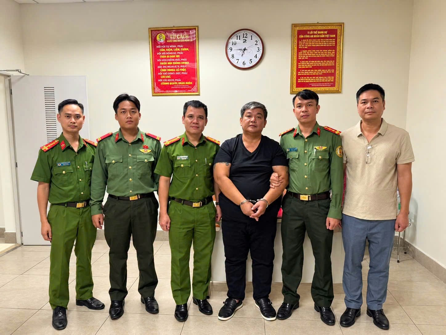 tangngocnho.jpg
