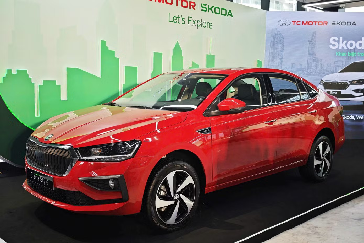 BYD Seal 5 cùng với Skoda Slavia là những màn ra mắt hiếm hoi của sedan tại Việt Nam. Ảnh: Phúc Hậu, Phong Vân. Cuộc đua doanh số ô tô tại Việt Nam: Khi sedan dần cảm thấy 'ngộp thở' - Ảnh 5.