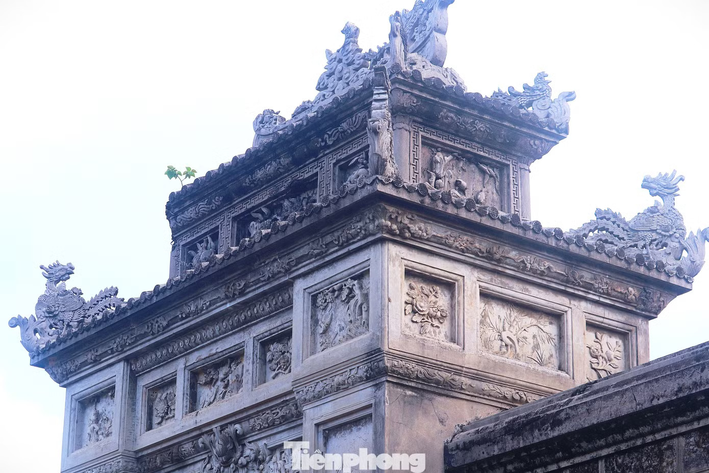 Bí ẩn lăng hoàng hậu giữa đồng bằng Huế và lời truyền ‘công hầu bất tuyệt’ - Ảnh 10.
