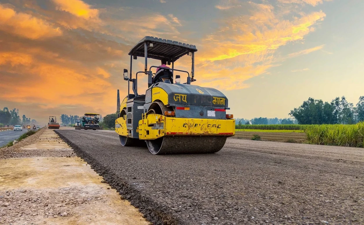 fortuneindia-2022-01-486c4371-fbab-417f-bf86-347e454f6d57-highway-construction-020a5889-copy-20260823160101-336e88.webp