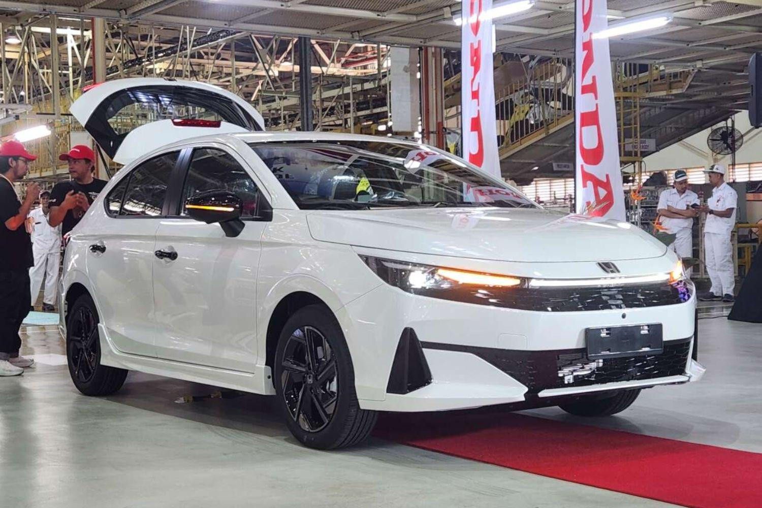honda-city-hatchback-2026-1_1792482398.jpg