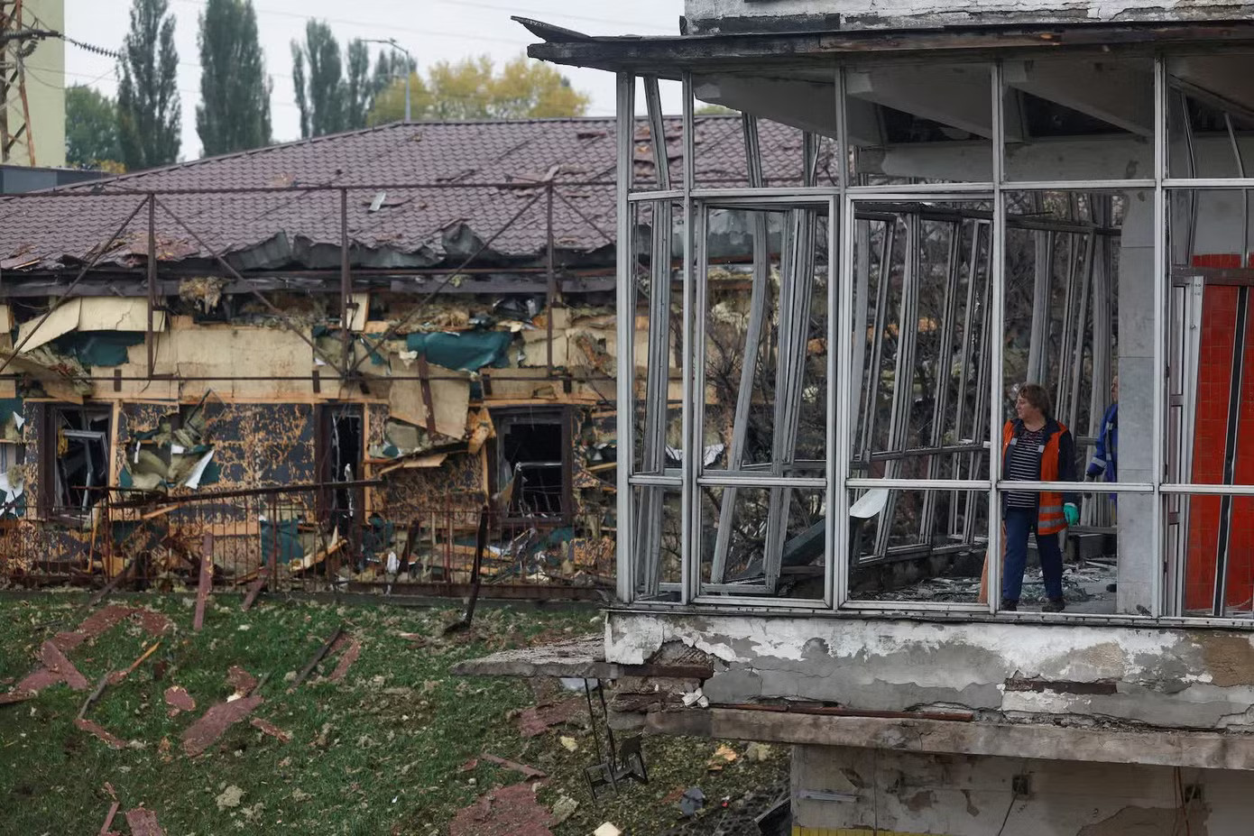Đòn tập kích của Nga hé lộ lỗ hổng cảnh báo tên lửa của Ukraine giữa lúc viện trợ Mỹ bị thu hẹp - Ảnh 2.
