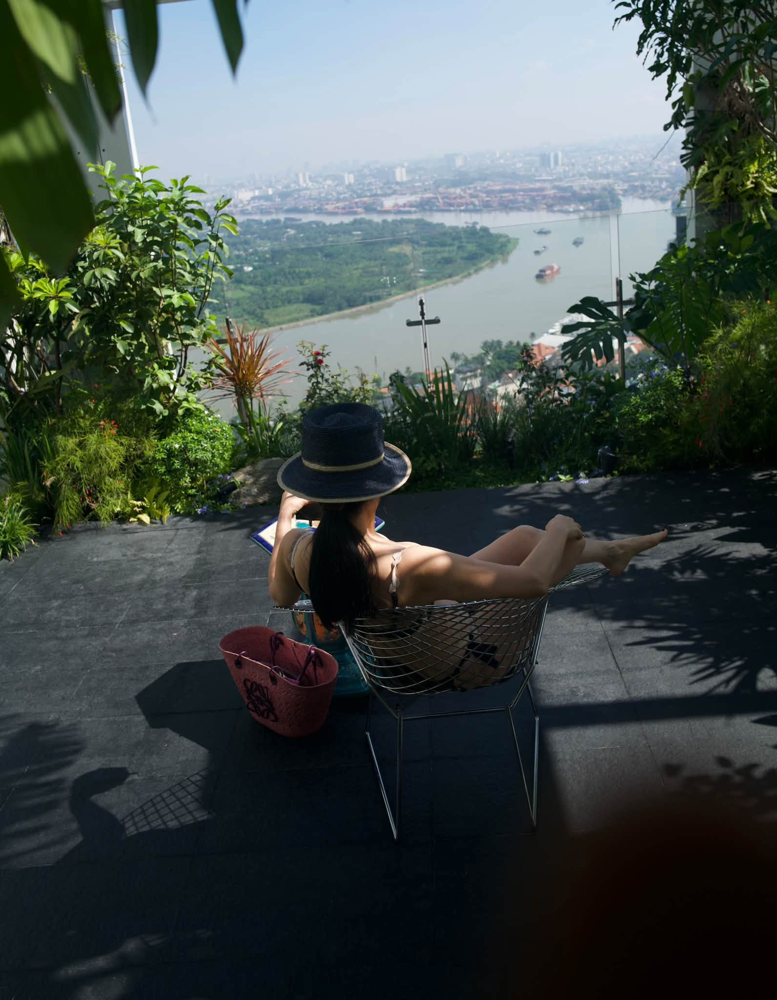 can-biet-thu-cua-hong-nhung3.jpg