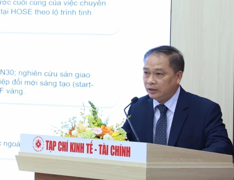 Ông Lương Hải Sinh, Chủ tịch Hội đồng thành viên Sở Giao dịch Chứng khoán Việt Nam (VNX) trình bày tham luận tại Tọa đàm.