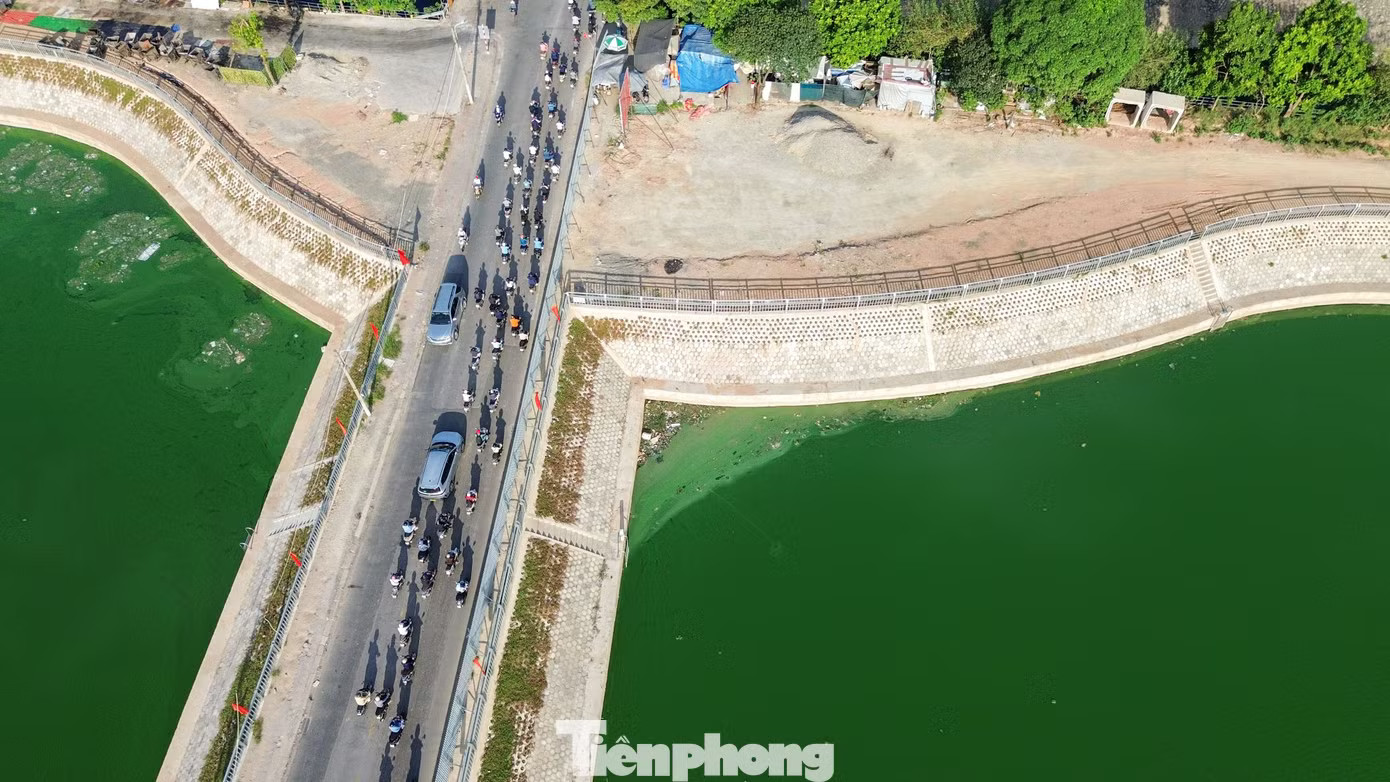 Không một bóng cây trên con đường 'độc nhất vô nhị' Hà Nội - Ảnh 2.