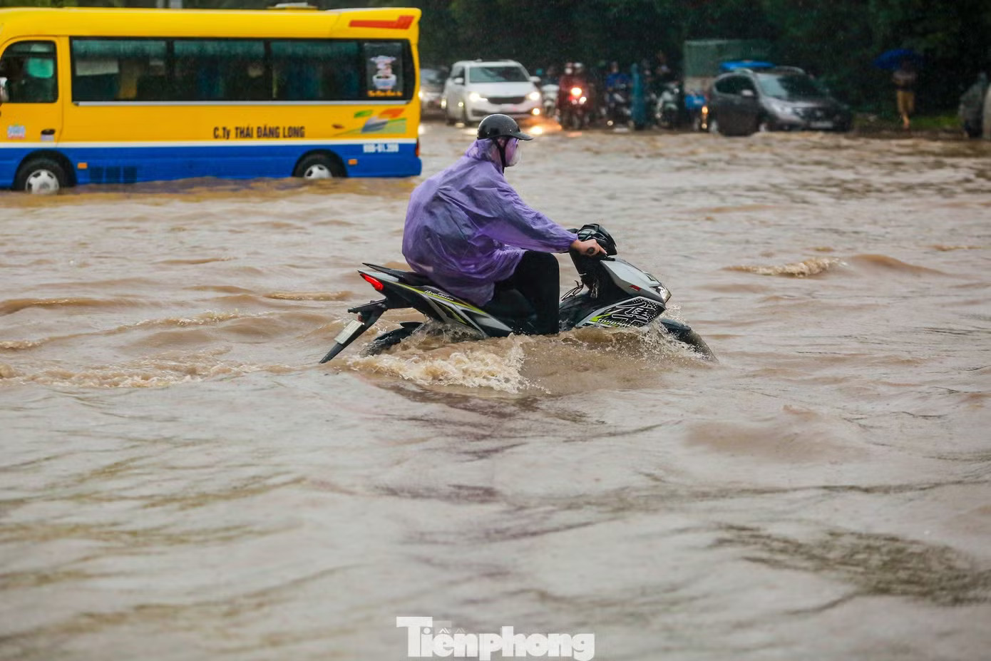 Hà Nội cũng sẽ đối mặt với mưa lớn ngày càng nhiều. Hà Nội có thể trở thành ‘chảo lửa’ của Việt Nam - Ảnh 2.