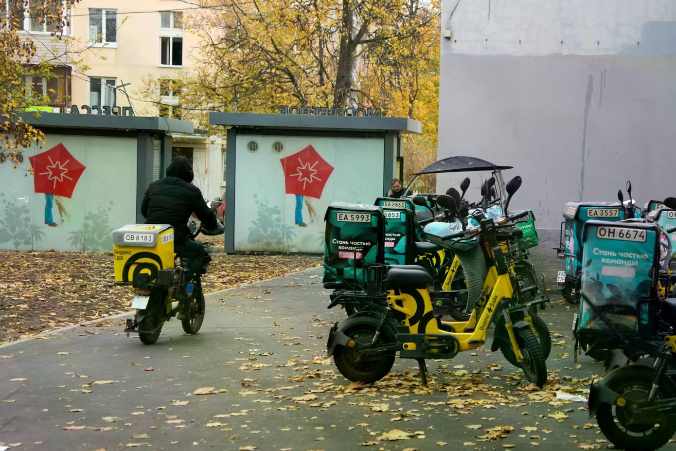 Ukraine tấn công loạt trung tâm dữ liệu, Nga đối mặt nguy cơ tụt hậu trong cuộc đua AI - Ảnh 3.