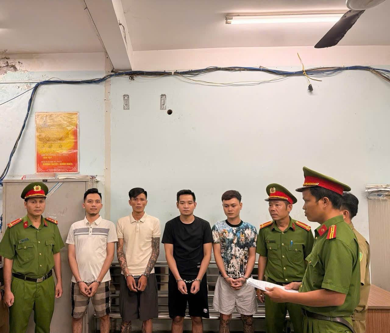 thuê vàng 7