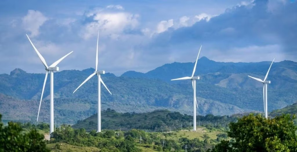 Nguồn vốn rót vào lĩnh vực năng lượng tái tạo của Việt Nam tăng mạnh trong nửa đầu năm nay. Việt Nam dẫn đầu Đông Nam Á về hút vốn vào năng lượng tái tạo - Ảnh 1.