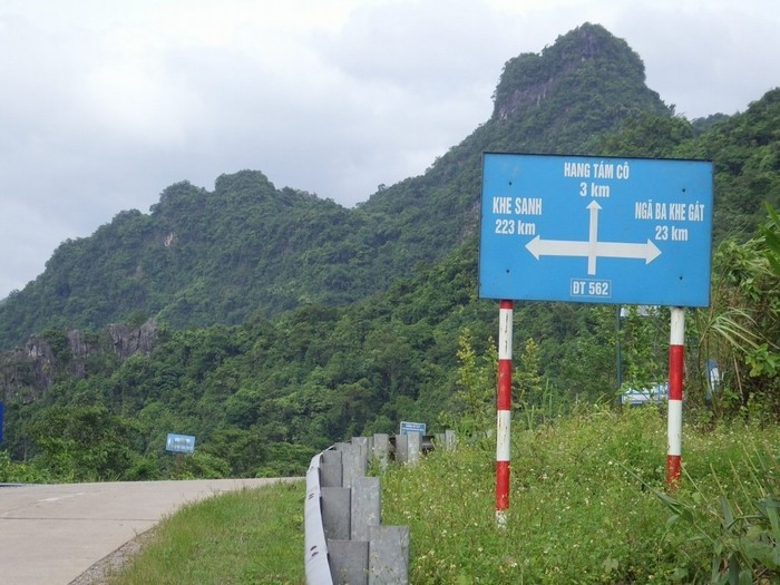 Bảng hướng dẫn đến núi U Bò. Ảnh- Lữ hành Việt Nam