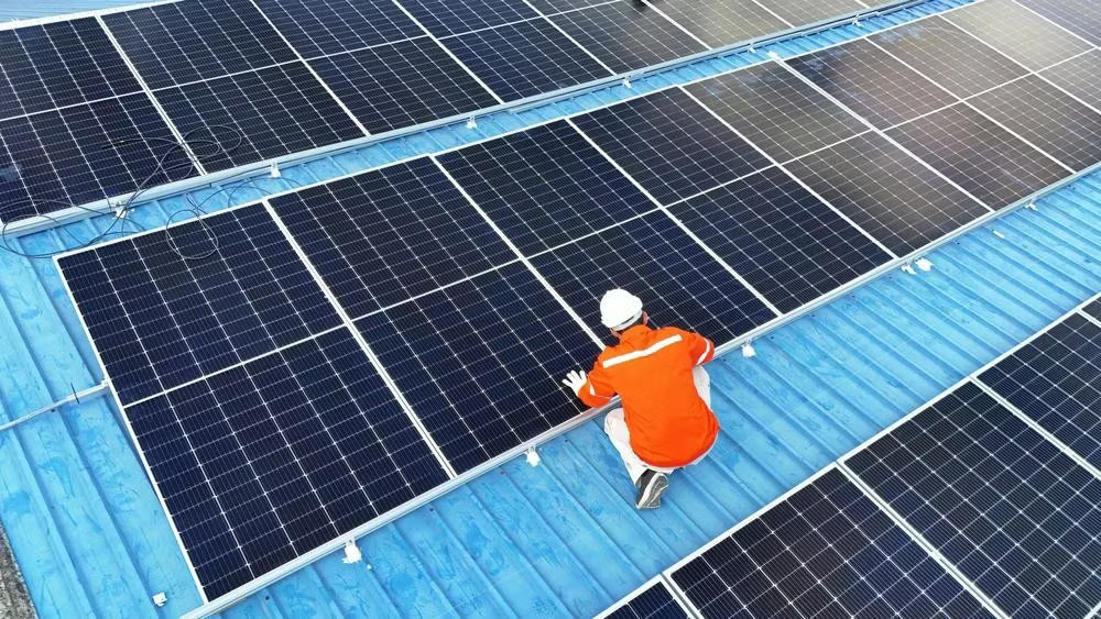 Hỗ trợ tiền lắp điện mặt trời mái nhà: Vì sao chưa hấp dẫn? - Ảnh 2.
