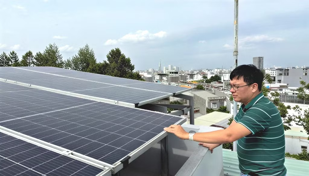 Hỗ trợ tiền lắp điện mặt trời mái nhà: Vì sao chưa hấp dẫn? - Ảnh 1.