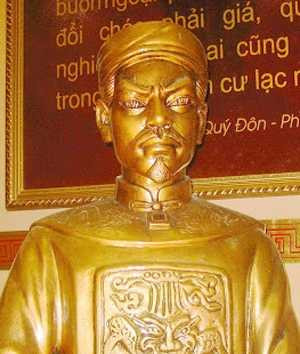 vua-gia-long 