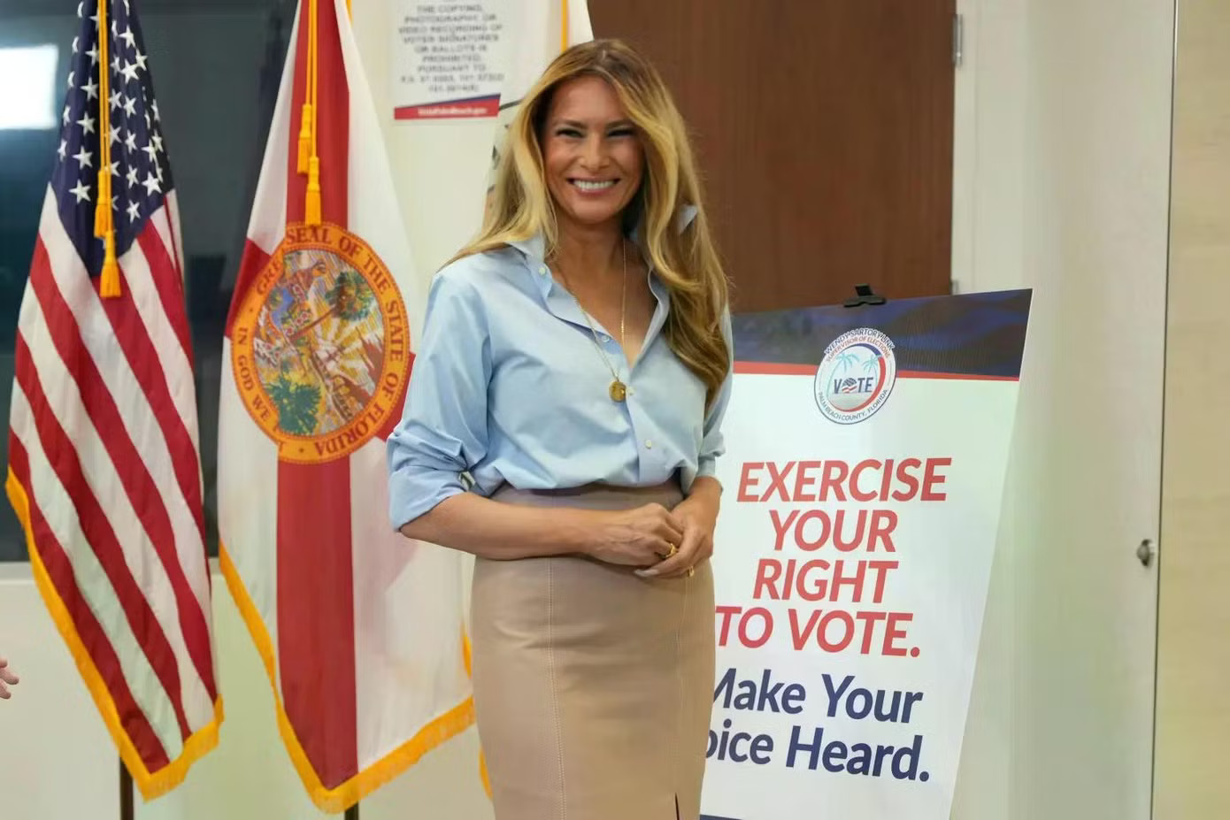 Tổng thống Mỹ Trump và Phu nhân Melania đi bỏ phiếu sớm - Ảnh 4.