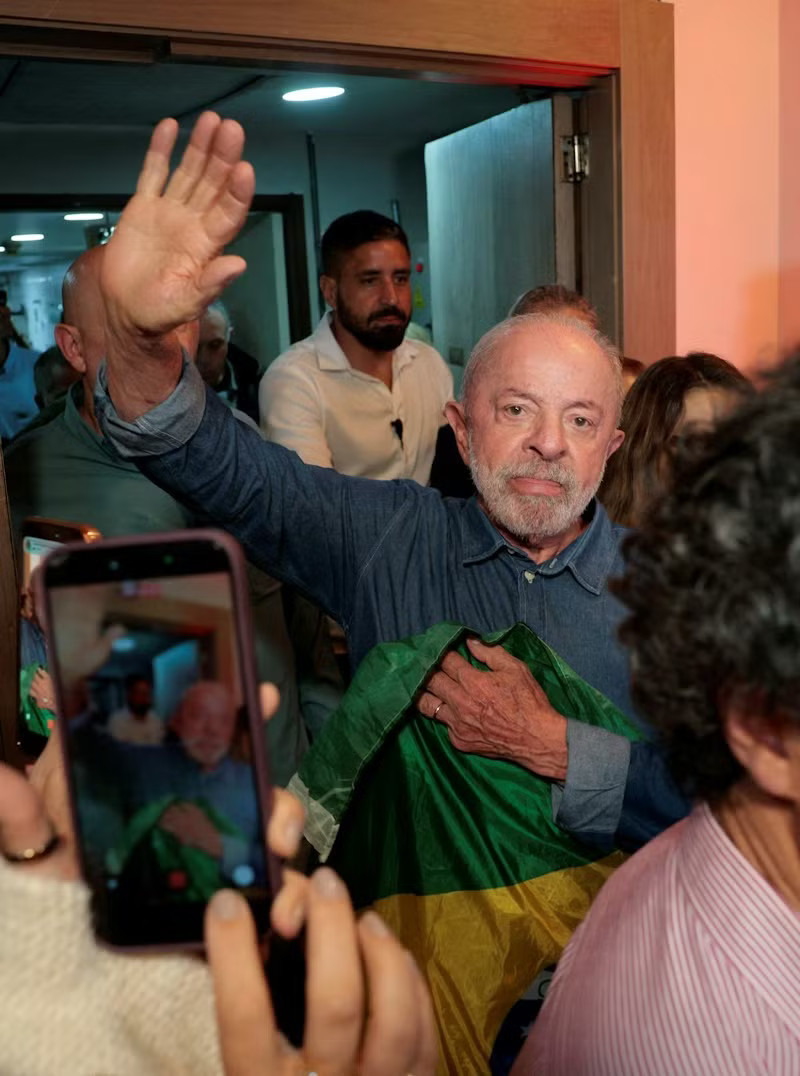 Lội ngược dòng thành công, Tổng thống Brazil Lula da Silva tái đắc cử - Ảnh 2.