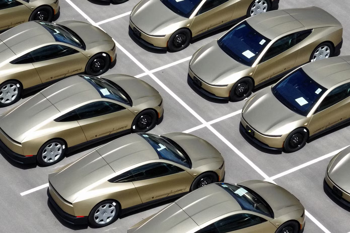 Tại sao động cơ Tesla Cybercab không cần đất hiếm? - Ảnh 4.