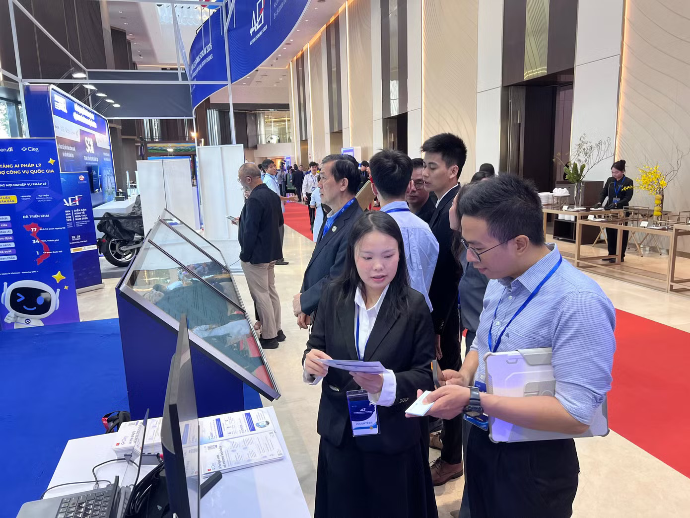 Trung tâm tài chính quốc tế Việt Nam tương thích với Singapore, Dubai, Hồng Kông - Ảnh 3.