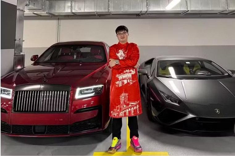 Nhiều xe sang được Mr Pips mua về sau đó nhờ người khác đứng tên. Điểm lại loạt xe sang bị thu giữ trong vụ án Mr Pips - Ảnh 1.