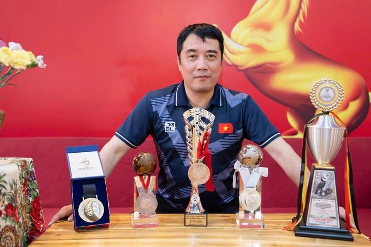phanhongviet_1793172030.jpg