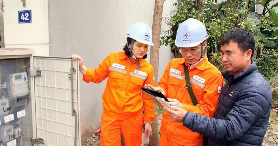 Giá điện từ tháng 11 có thể giảm bao nhiêu? - Ảnh 1.