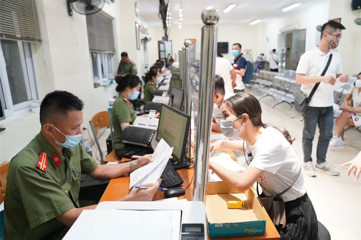 Gỡ vướng cho người bị mạo danh lập doanh nghiệp: Cần quy trình, thời gian rõ ràng - Ảnh 2.