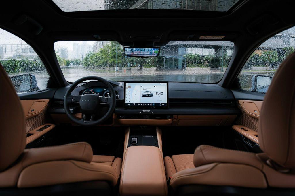 lexus-es-2026-1_1793372690.jpg