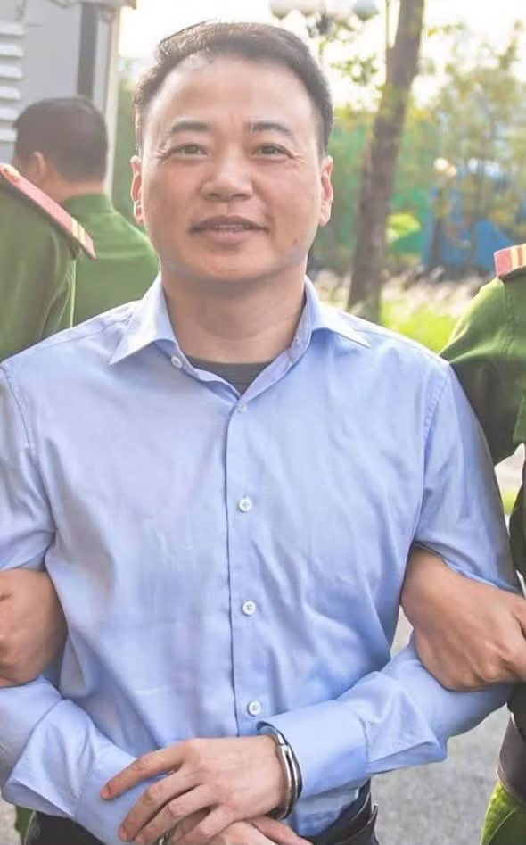 Nụ cười của Shark Bình - Ảnh 2.
