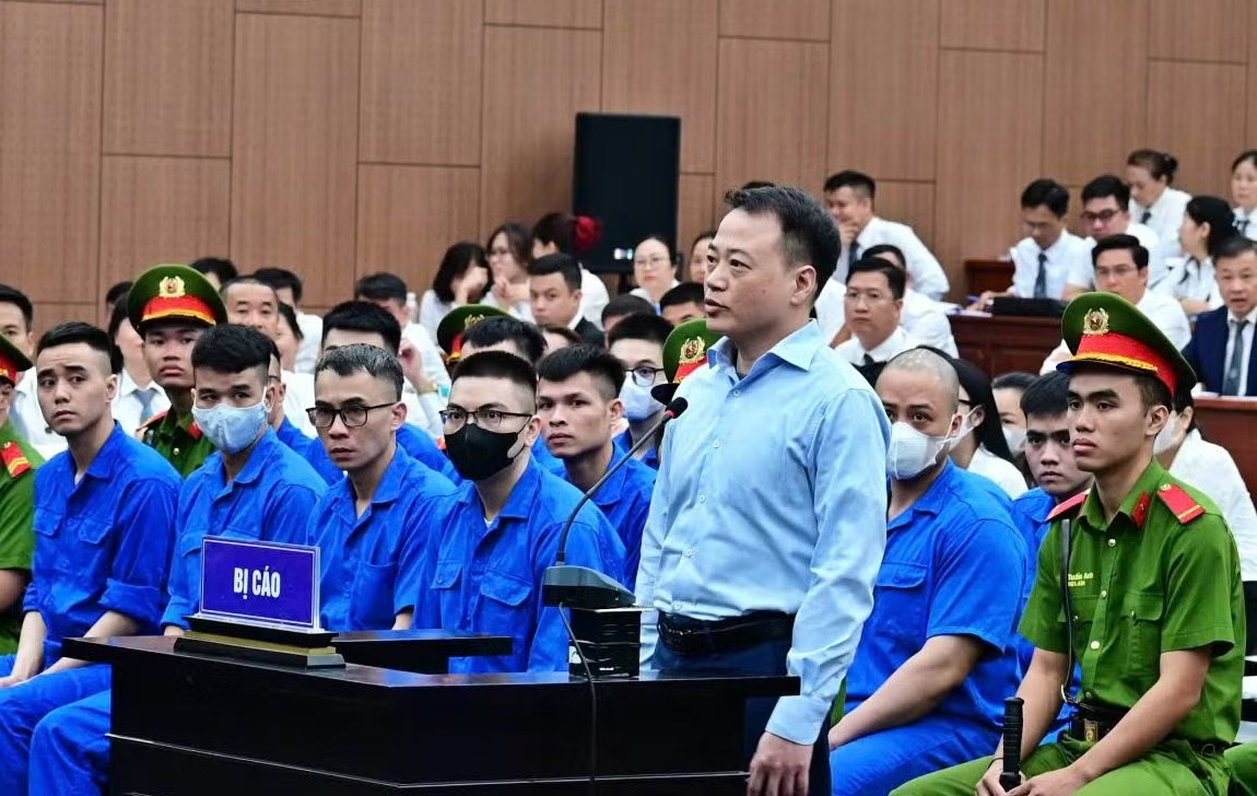 Nụ cười của Shark Bình - Ảnh 1.