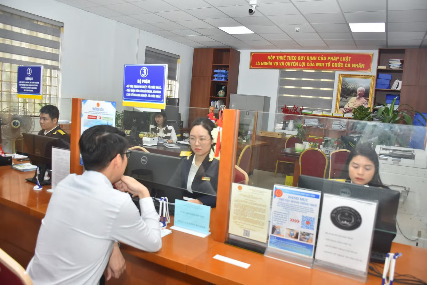 Đề xuất mới với doanh nghiệp ‘đắp chiếu’ - Ảnh 1.