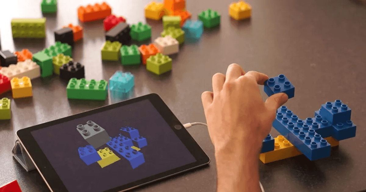 Lego: Từ bờ vực phá sản đến vùng dậy mạnh mẽ nhờ chuyển đổi số