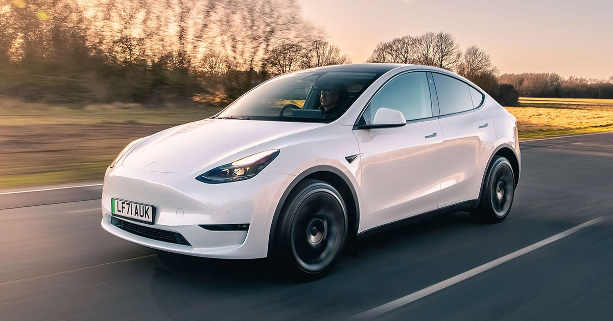 Xe điện Tesla Model Y Bất Ngờ Vượt Toyota Soán Ngôi Bán Chạy Nhất Thế Giới