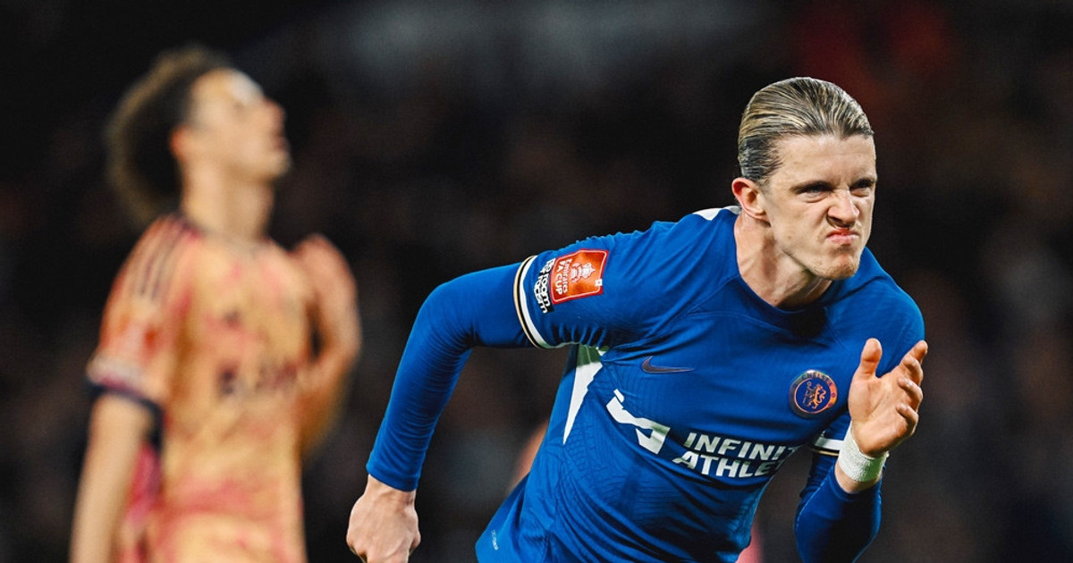 Chelsea thắng siêu kịch tính nhờ 'thần tài' Gallagher
