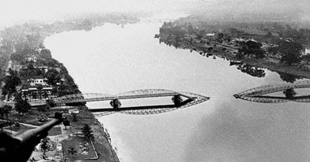 Cây cầu nhiều lần gãy nhịp nhất VN từng mang tên vua, chúa, Thủ tướng