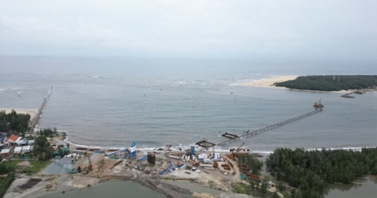 Cầu vượt cửa biển gần 3.500 tỷ đồng dài nhất miền Trung đón ‘tin vui’