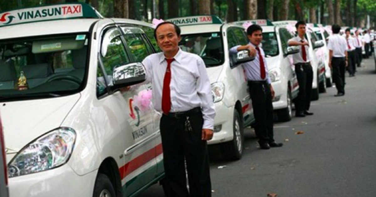 Ông lớn Vinasun chao đảo trước Grab, Xanh SM, quỹ ngoại thoái sạch vốn và sự nhập cuộc của Chủ tịch HIPT