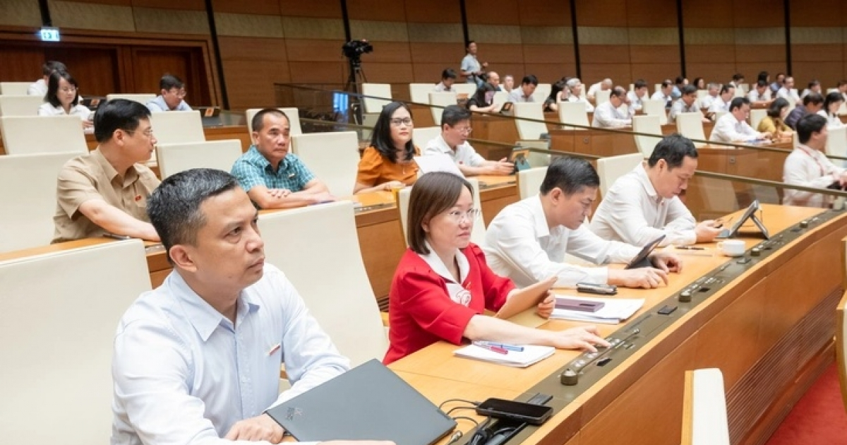 Nhóm PVN, Viettel và loạt doanh nghiệp trên sàn được phép đầu tư chứng khoán sau phiên họp ngày 14/6