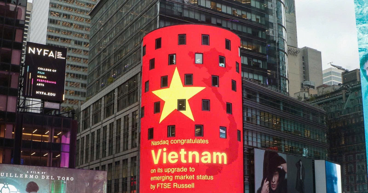 Nasdaq 'tung hoa' chào mừng Chứng khoán Việt Nam giữa quảng trường Times Square