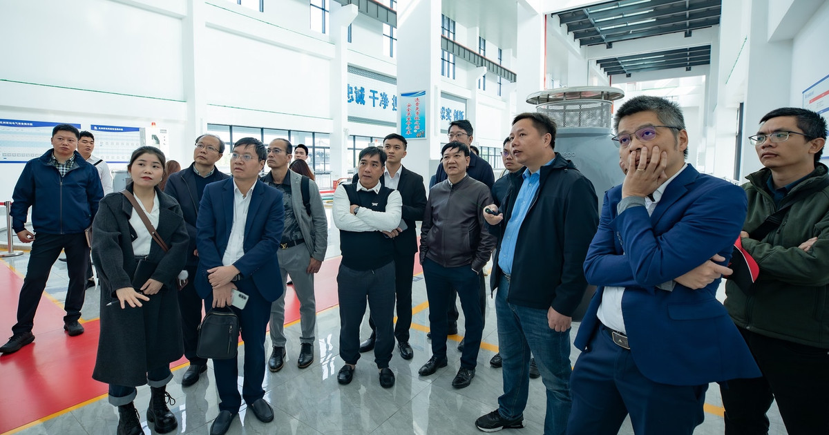 Chủ tịch Đèo Cả sang Trung Quốc học hỏi cách triển khai siêu dự án 300.000 tỷ đồng và xử lý 'vấn đề nhức nhối’ của Hà Nội