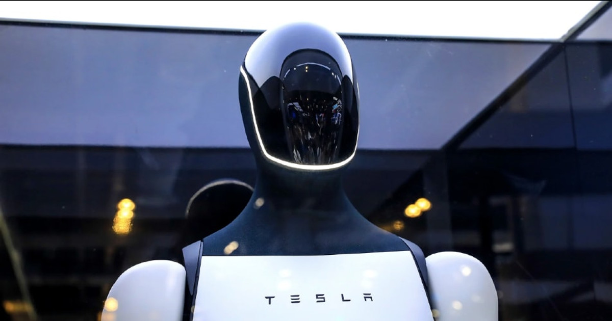 Elon Musk: Chỉ robot mới xử lý được khoản nợ quốc gia hơn 38.000 tỷ USD ...