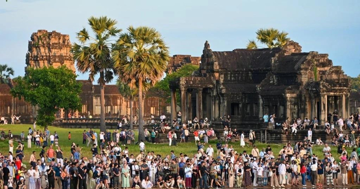 Hàng triệu người Việt đổ xô sang Campuchia