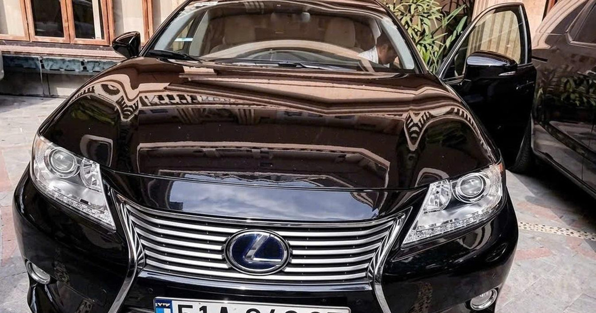 Đang trong trại tạm giam, chiếc Lexus của bà Trương Mỹ Lan đã có chủ mới: Ông T. mua lại với giá bao nhiêu?