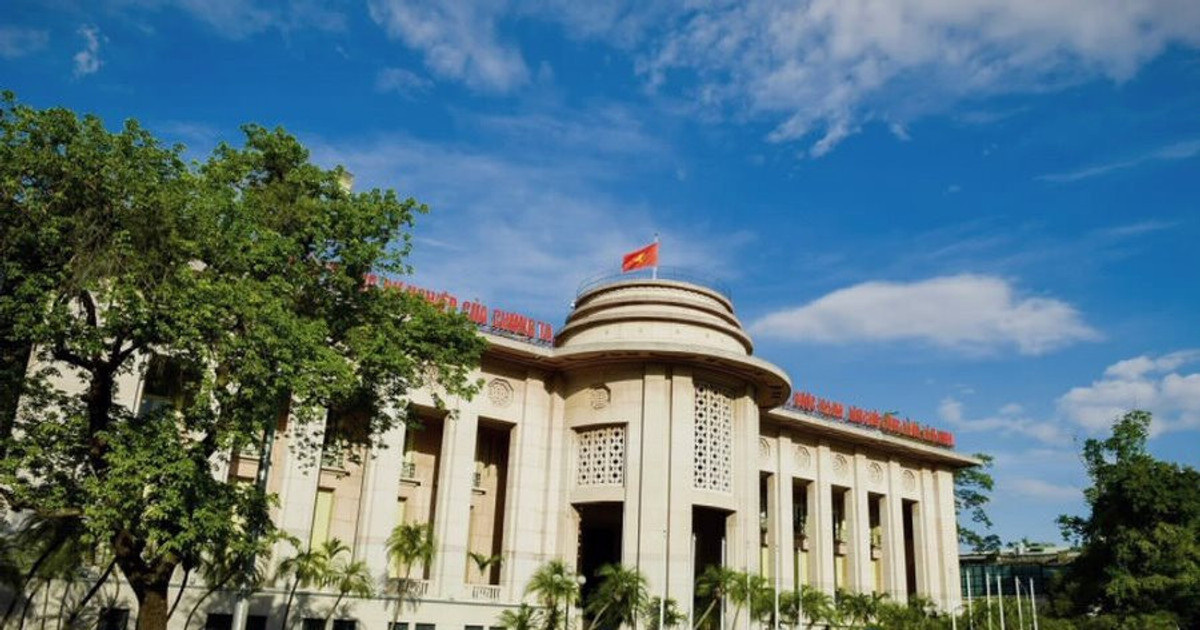 Phiên 23/10: NHNN hút ròng gần 932 tỷ đồng, lãi suất qua đêm neo mức 4,3%